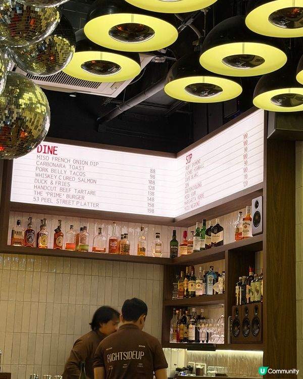 【中環｜復古裝修風格嘅美式小酒館】