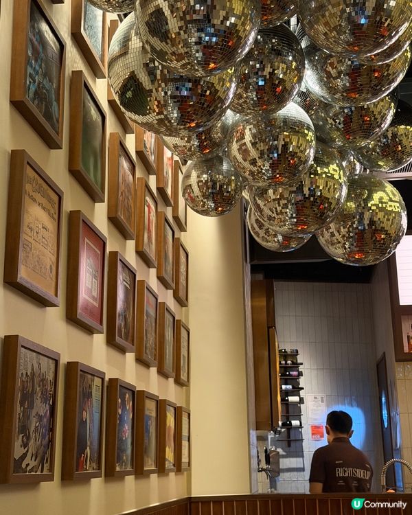 【中環｜復古裝修風格嘅美式小酒館】