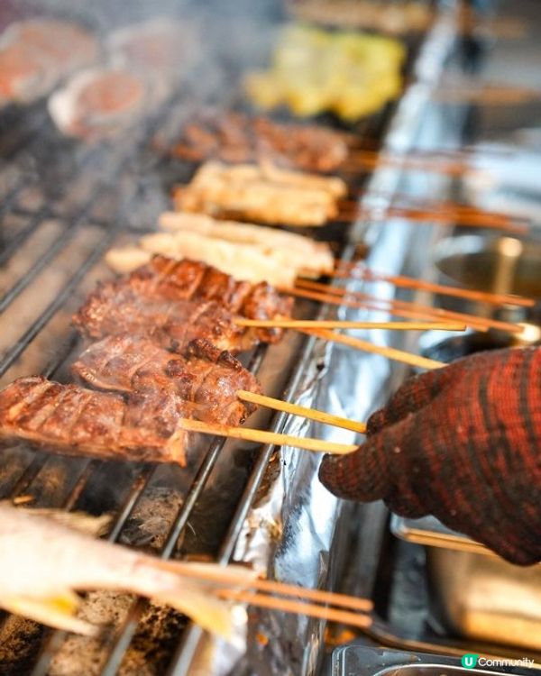 炭火香爆！🤤 16年老店排隊燒烤 🔥