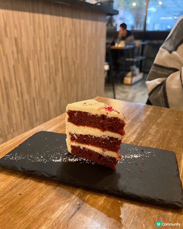 必食「世一」卡邦尼同自家製蛋糕🍰