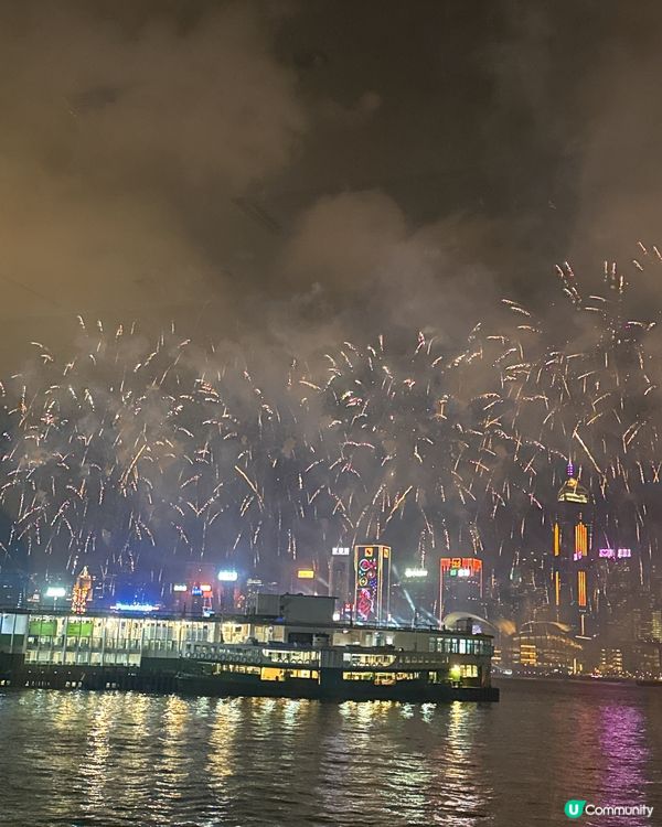 嘆煙花冇得頂！🎆🤩