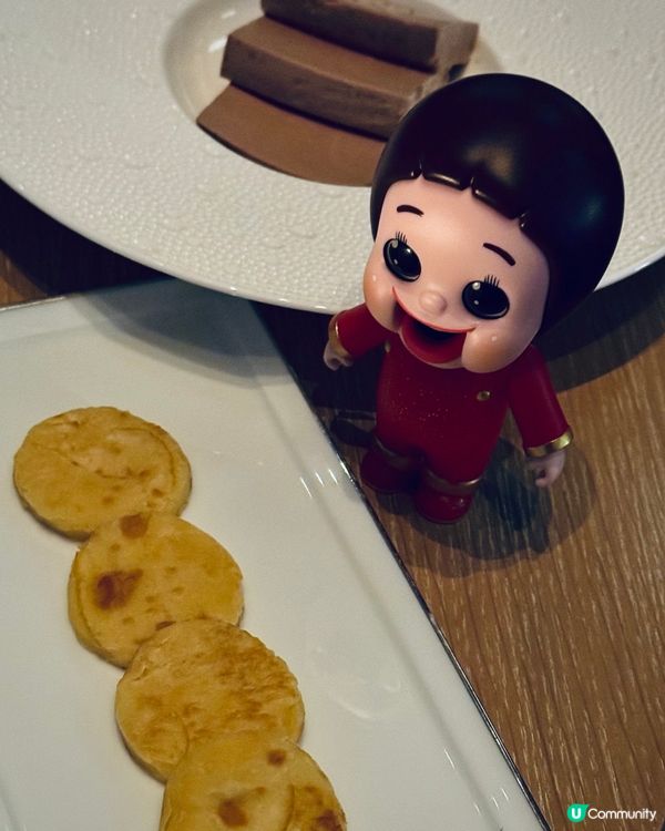 今日帶埋燦燦去｢朝聖｣,呢餐飯真係由地底食到上天棚,國際化到...