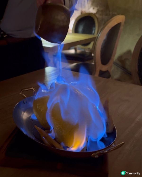 藏在防空洞裡的沉浸式西班牙私房菜🤩