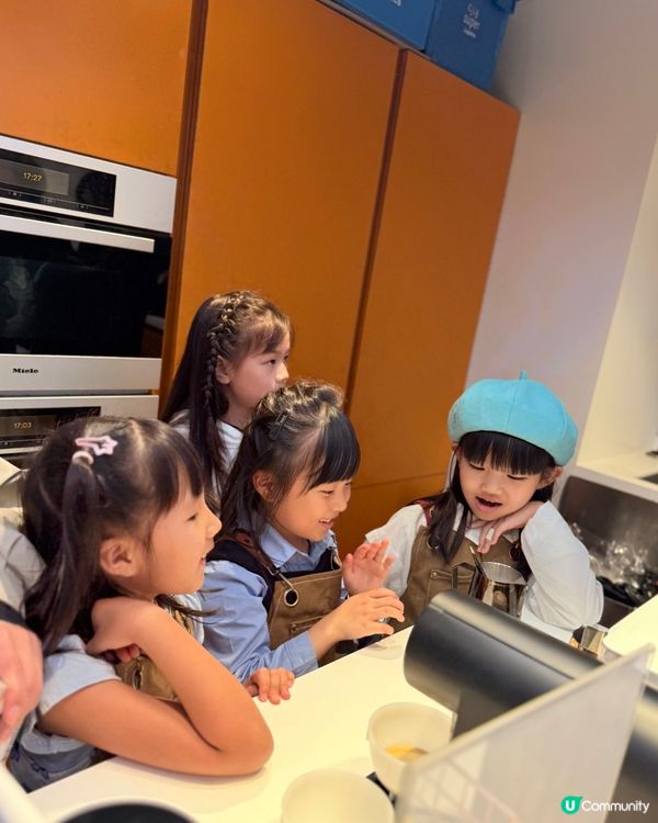 原來小朋友都可以自己學咖啡☕️拉花!