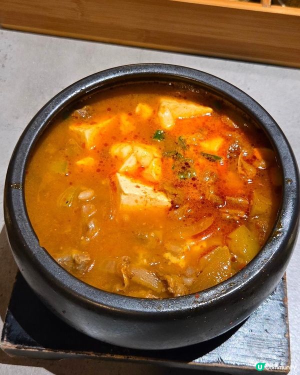 中環🌟The Jeju Black🌟以濟州島火山石為主題嘅餐廳～