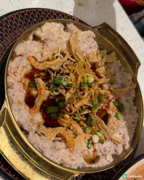 一家人出街食晚飯