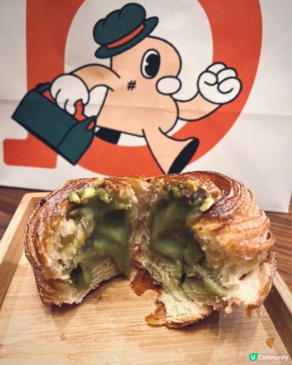 人氣爆紅烘焙店🥳全新八瓣花形開心果千層撻