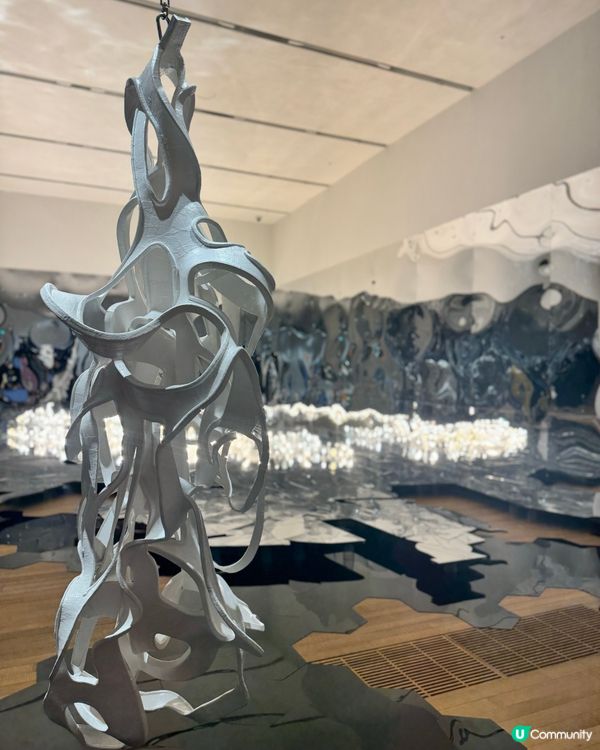 一秒進入未來異想空間 ｜ Lee Bul 李昢