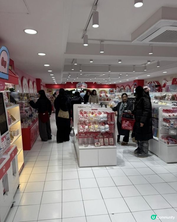 首爾明洞Hello Kitty Cafe 打卡