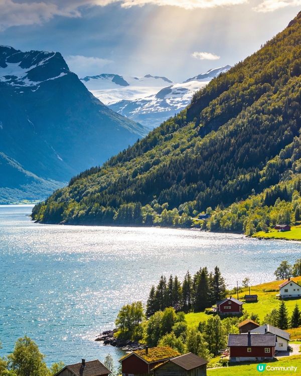 哈姆內伊📸懸崖上的畫框  fjord 🏞️