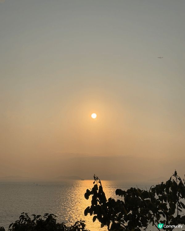 講到港島區睇日落嘅 Secret Garden，華富邨絕對係...