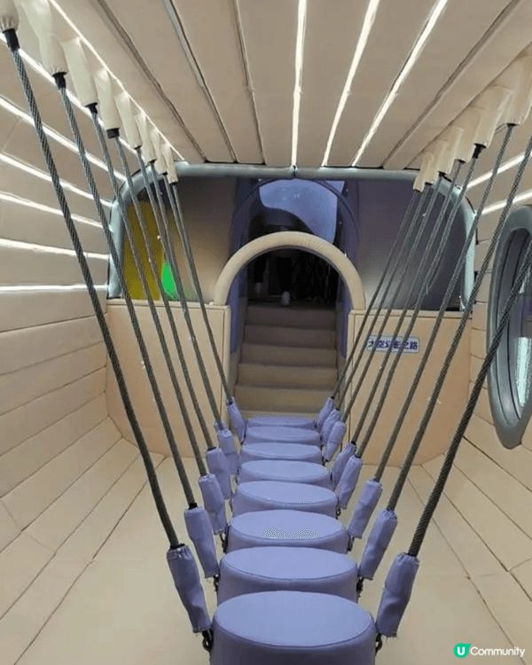 Nobi Nobi 夢幻樂園有著紫色的「星幻地帶」，它以太空...