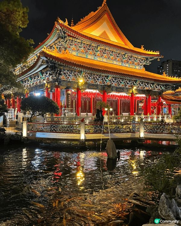 1：九龍城寨是上了年纪的人回憶2：黃大仙廟是市區裡最有人煙氣...