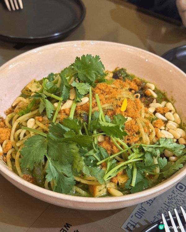 油麻地新發現！大安茶冰廳係一間懷舊氛圍超濃嘅茶餐廳，但唔止得...