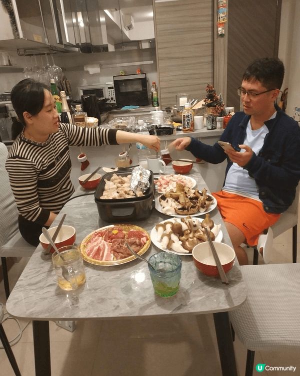 1-2 interval bar in hkia airpo...