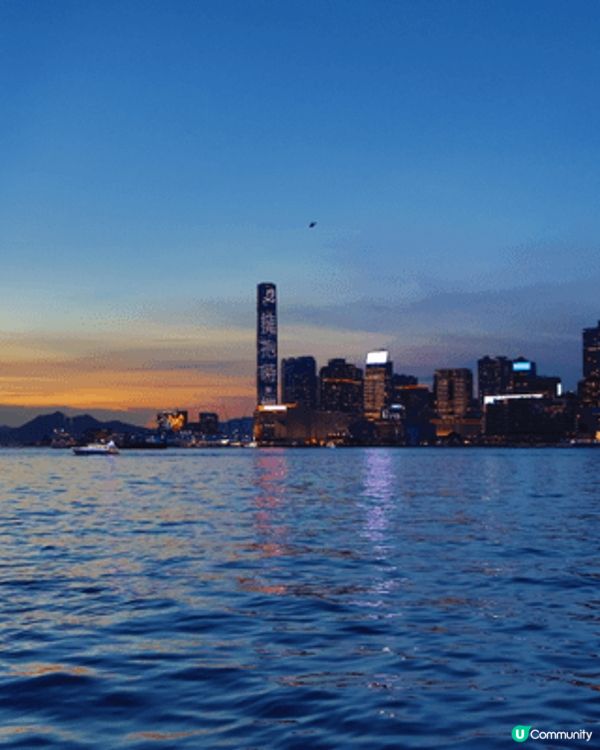 唔知有冇人同我一樣，好鍾意睇日落呢？今次嚟到灣仔海濱公園呢度...