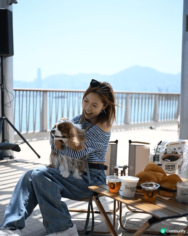 啱啱weekend 去咗長沙灣海濱長廊一個好正嘅咖啡，過左一...