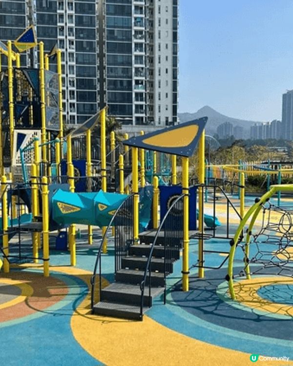 將軍澳南新開的公園，有兒童遊樂場、兒童單車公園、籃球場等等，...