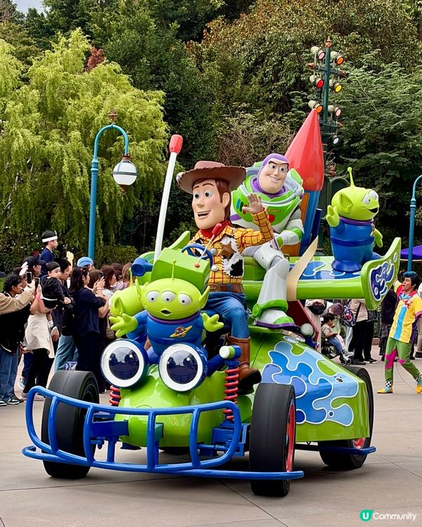 好值得去！20週年慶典迪士尼❤️好友巡遊派對！