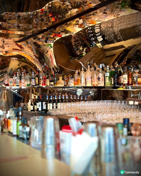 坐餐廳入面竟然睇到地鐵站🤩🥢裝修靚到暈😍😍