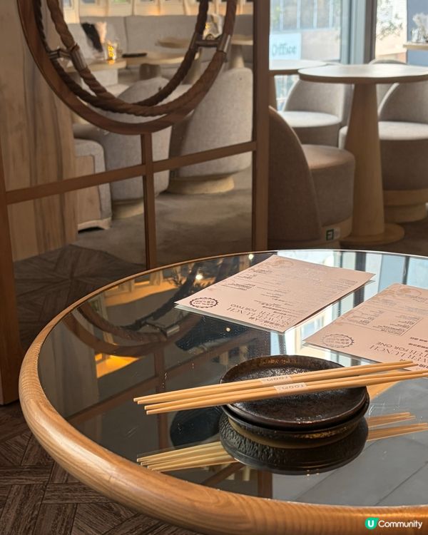 坐餐廳入面竟然睇到地鐵站🤩🥢裝修靚到暈😍😍