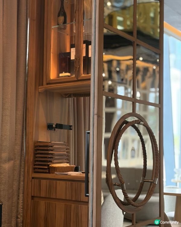 坐餐廳入面竟然睇到地鐵站🤩🥢裝修靚到暈😍😍