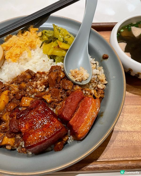 下午茶肉燥飯！😋