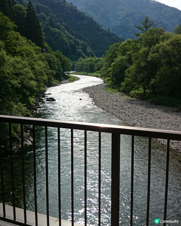 溪邊隱世靚景！✨🏕️