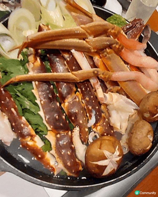 日本東京歌舞伎町，除了觀光外，更要嘗試日本美食 ：海鮮蟹火鍋...