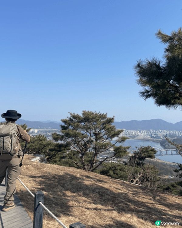 馬年要行有馬字既山，龍馬山。一條適合新手既路線，假日好多韓國...