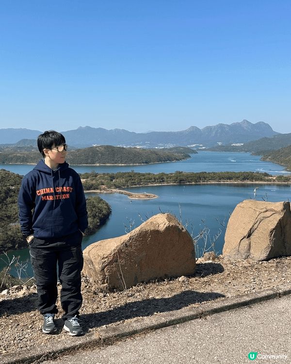 我去了西貢萬宜水庫西壩觀看美景！真的很壯觀！聽說東壩比西壩更...