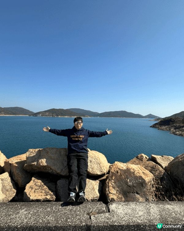 我去了西貢萬宜水庫西壩觀看美景！真的很壯觀！聽說東壩比西壩更...