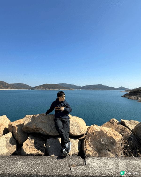 我去了西貢萬宜水庫西壩觀看美景！真的很壯觀！聽說東壩比西壩更...