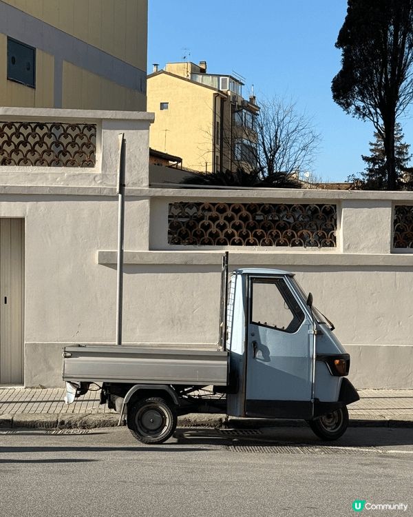 Pisa除左比薩斜塔其實周邊都好靚！啲車仔係香港完全唔會見到...