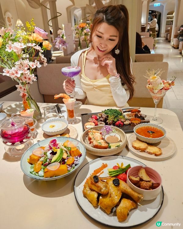 成日去位於銅鑼灣世貿花廚餐廳食下午茶。