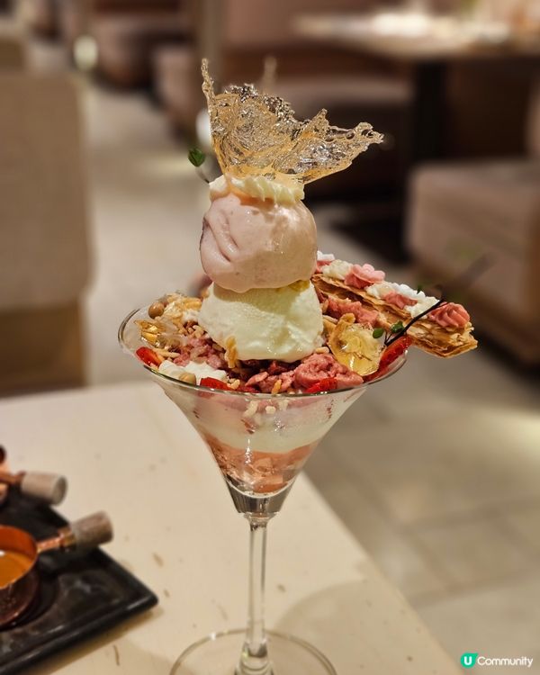 成日去位於銅鑼灣世貿花廚餐廳食下午茶。