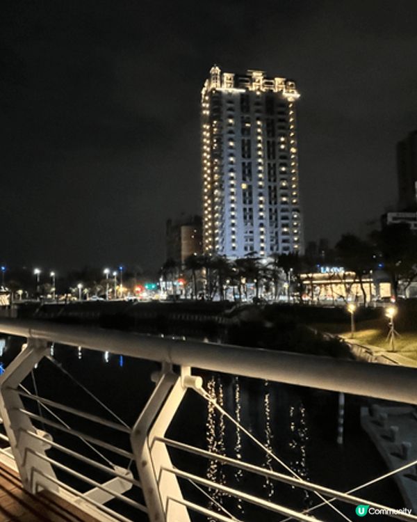 高雄位於台灣南部，是台灣的第二大城，趁著過年假期來一趟高雄小...