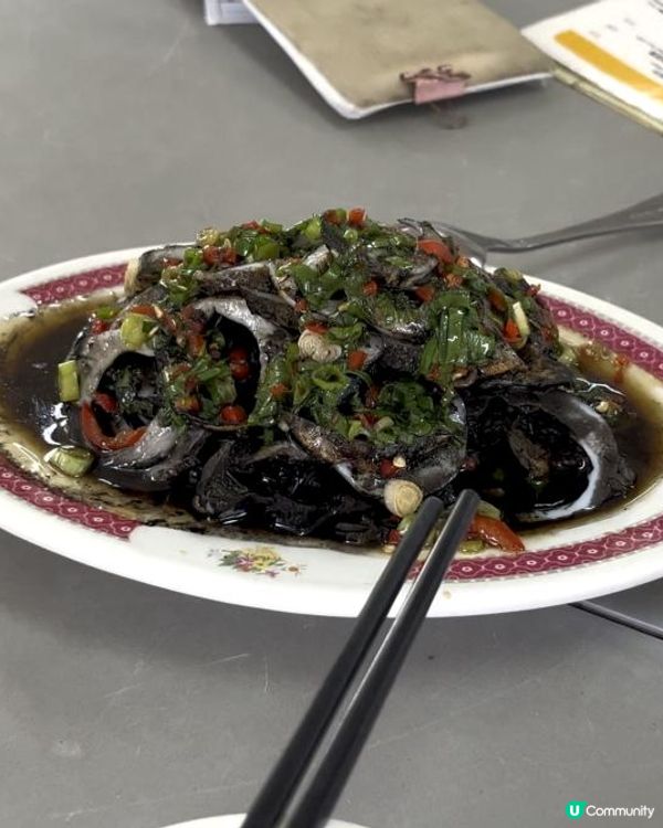 【香港東平洲】隱世美食海膽之島／稀有絕美地質公園離島◀︎斬頸洲▶︎限量一日一份「香煎墨汁大尾魷」蝶豆花菠蘿冰 脆皮西多士｜窮遊達人4K中字