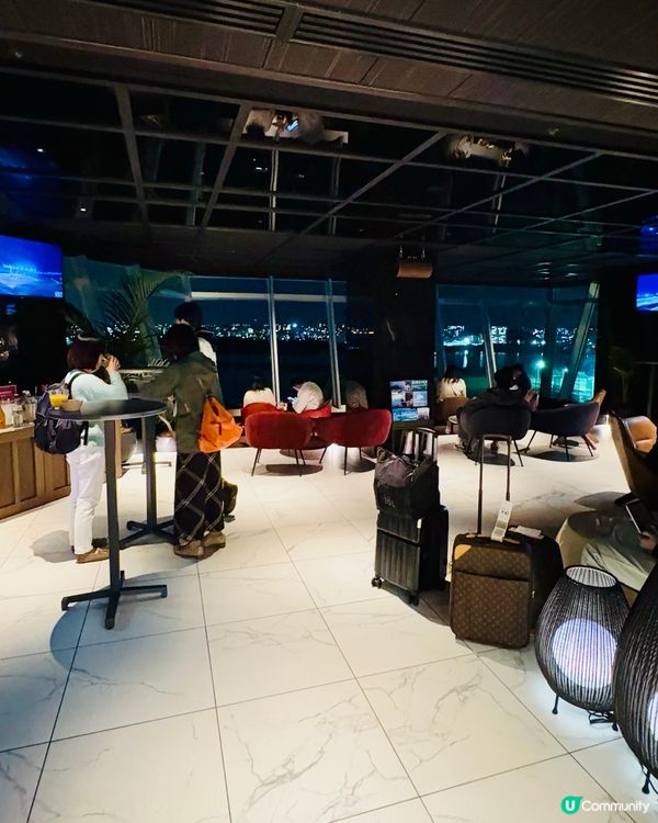 沖繩瀨長島新酒店，把飛機與果涷海當成窗景