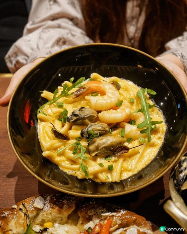 尖沙咀邪惡韓式pizza店