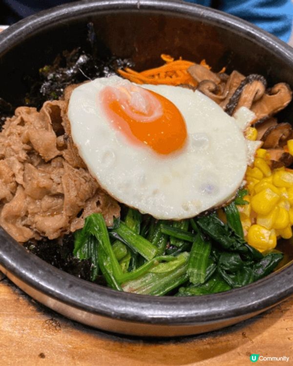 安金稻朝鮮拌飯的下午茶，它的石鍋燒汁牛肉拌飯及石鍋雪濃豚肉湯...