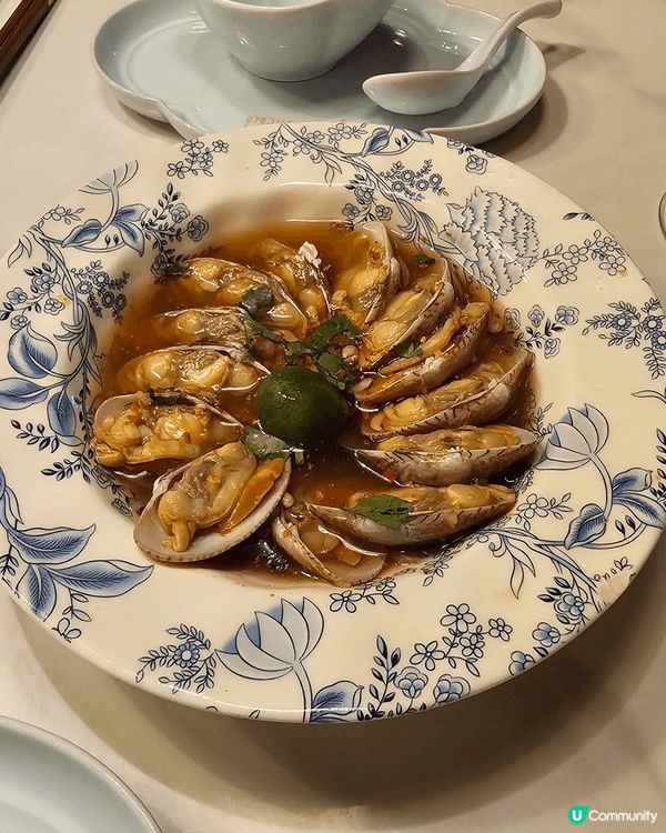 諗住去食海鮮！最終去咗銅鑼灣明廚！海鮮好新鮮！尤其是奄仔蟹！...