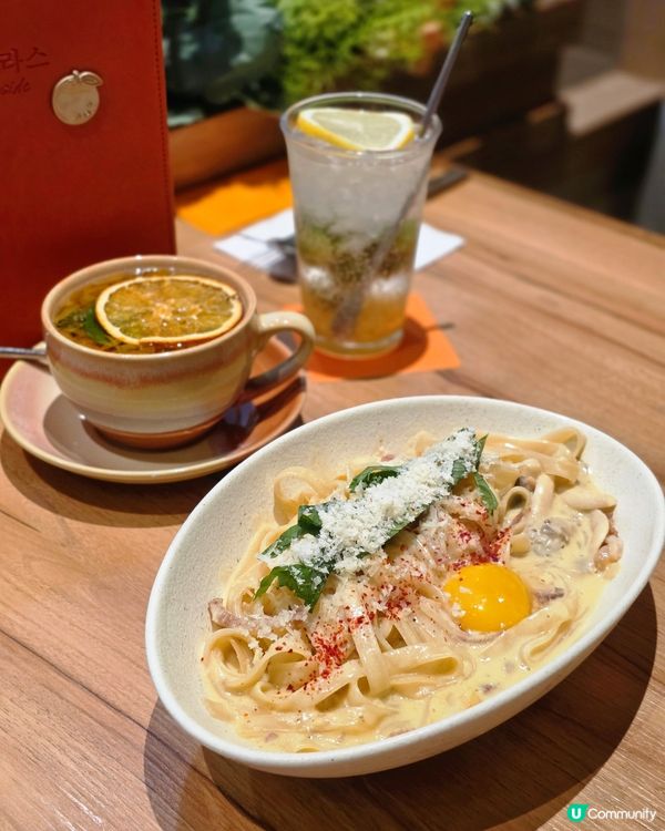 芝士拉絲拉到心心眼 🧀
