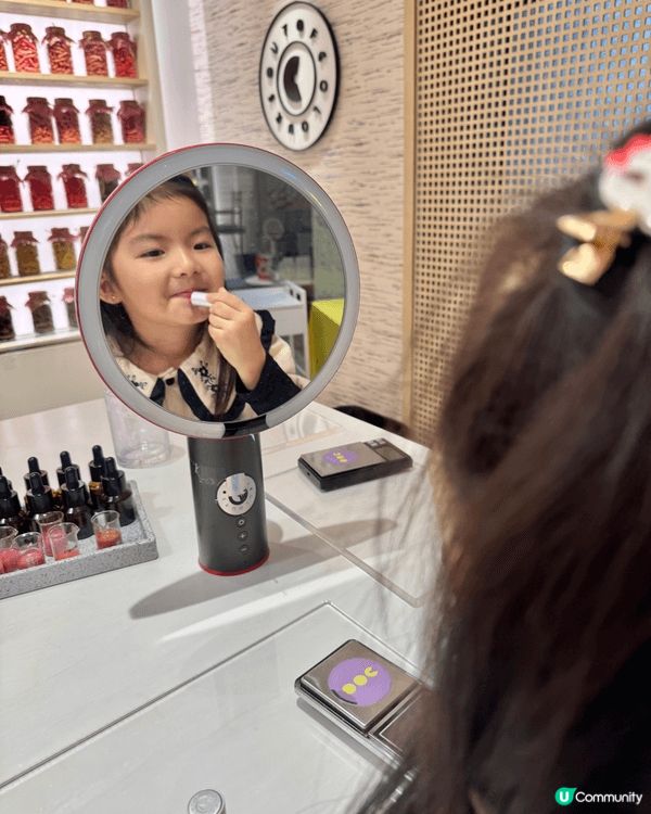 Out of Colours • Hong Kong Lip...