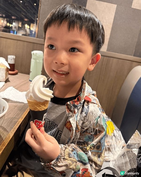 旺角牛角（Gyu-Kaku Buffet，雅蘭中心店）嘅牛角...