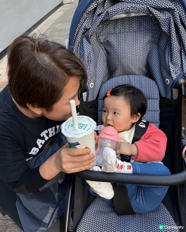 在九龍東帝苑酒店附近有一個好大好靚嘅公園，好適合一家人和小朋...