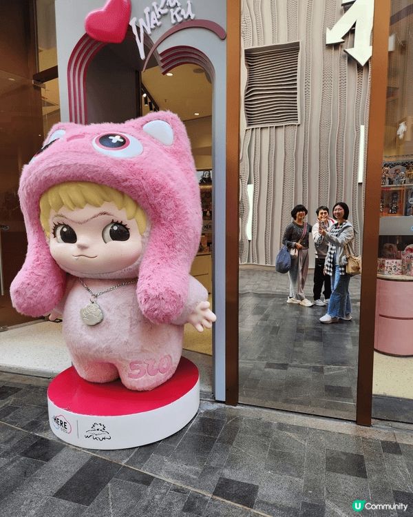 深圳福田大型商埸，交通方便，打卡好地方，美食包羅萬有，商店服...