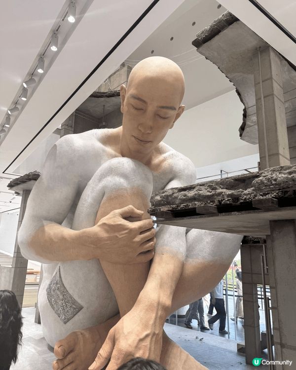 萬象天地近年成為深圳人氣地標，特別係「巨人展」期間，將藝術、...