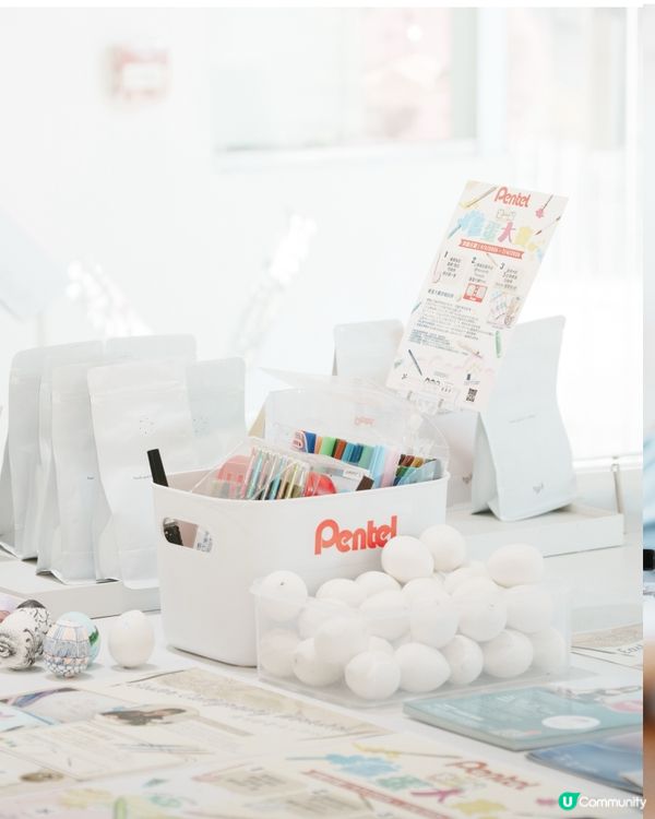 西環. 極簡純白風格.工作友善Cafe TGIF