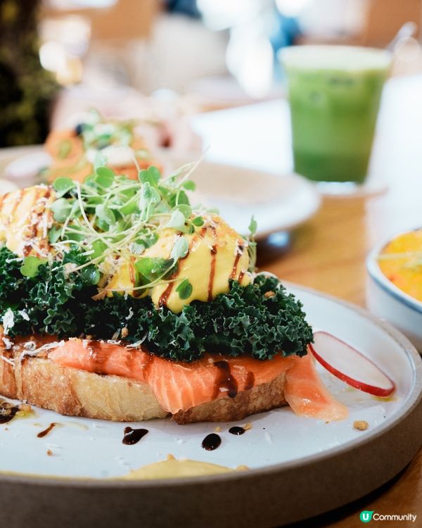 西環. 極簡純白風格.工作友善Cafe TGIF